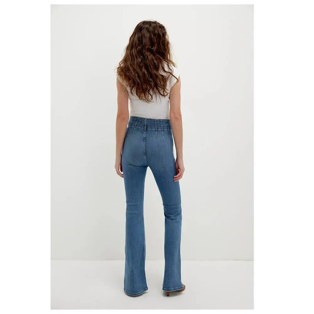 Free People We the Free Jayde Flare Jeans Size 30